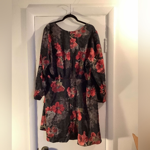 NWOT Le Château cocktail dress black and red plus size 3XL - Picture 7 of 8